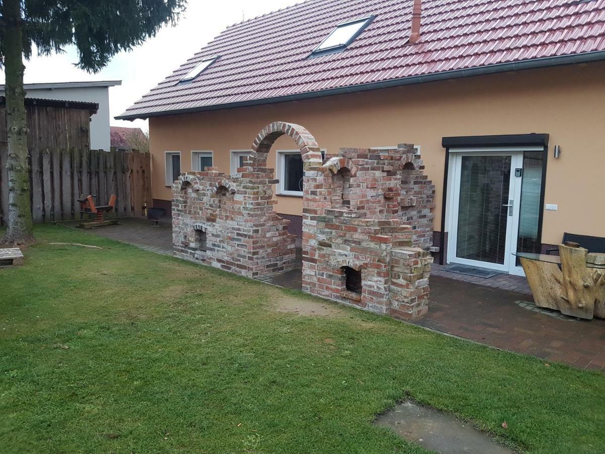 Ferienwohnung Am Muehlstein Lübben エクステリア 写真